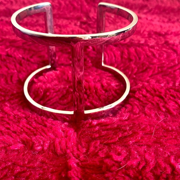 Vince Camuto Jewelry - Vince Camuto Cuff Bracelet NWOT